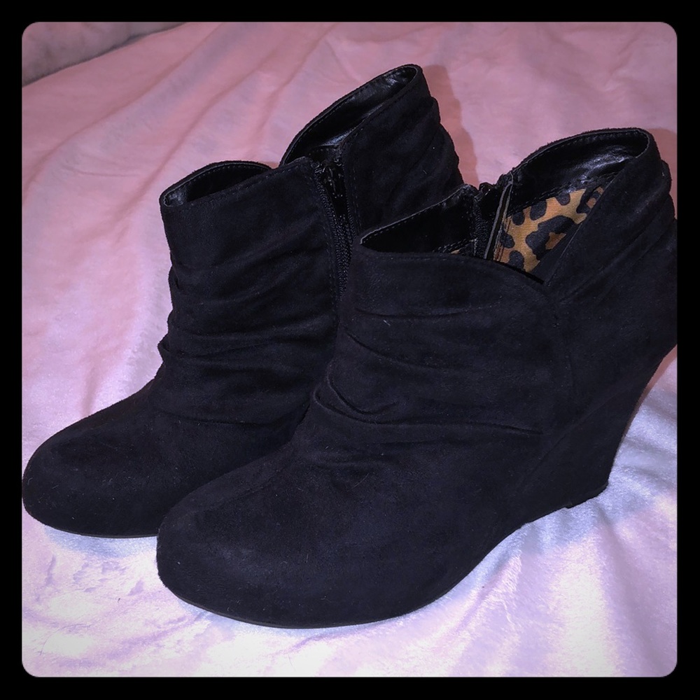 Wedge booties
